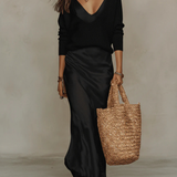 Ana - Vestido elegante midi de cetim com camisola