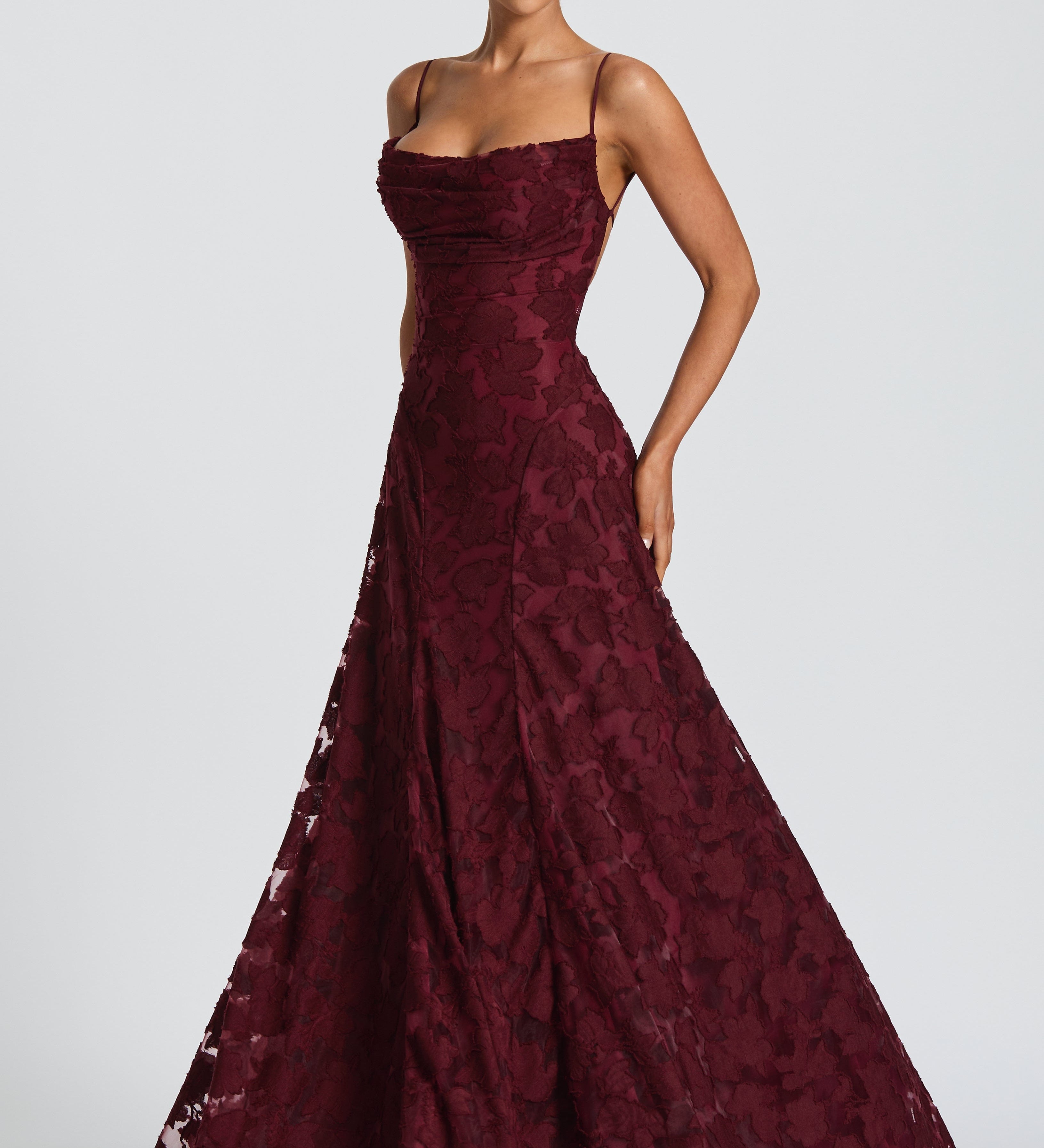 Virginia - Vestido maxi com decote em cascata